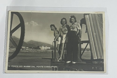Cartolina forte dei marmi dal - cartolina,